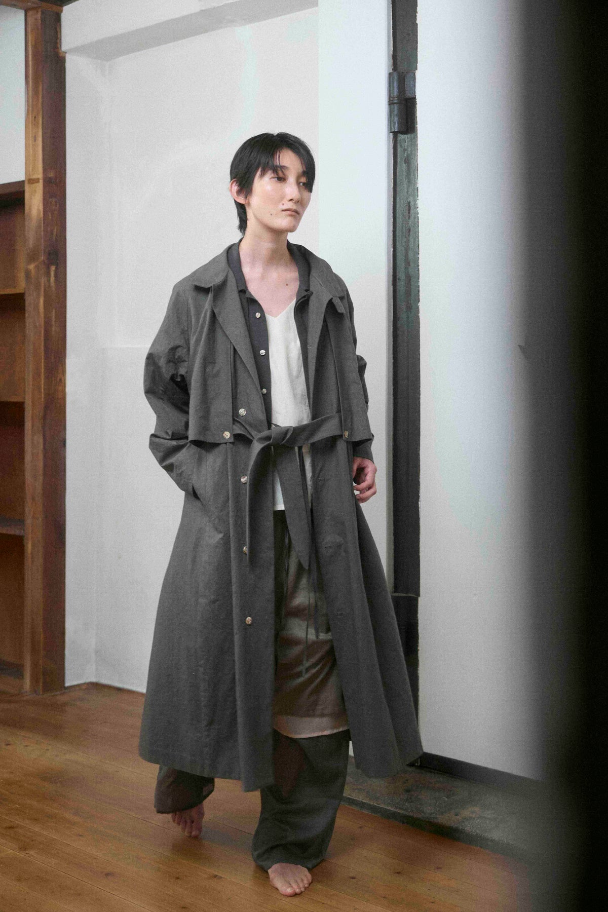 The walking coat / Cotton Linen Typewriter / Charcoal