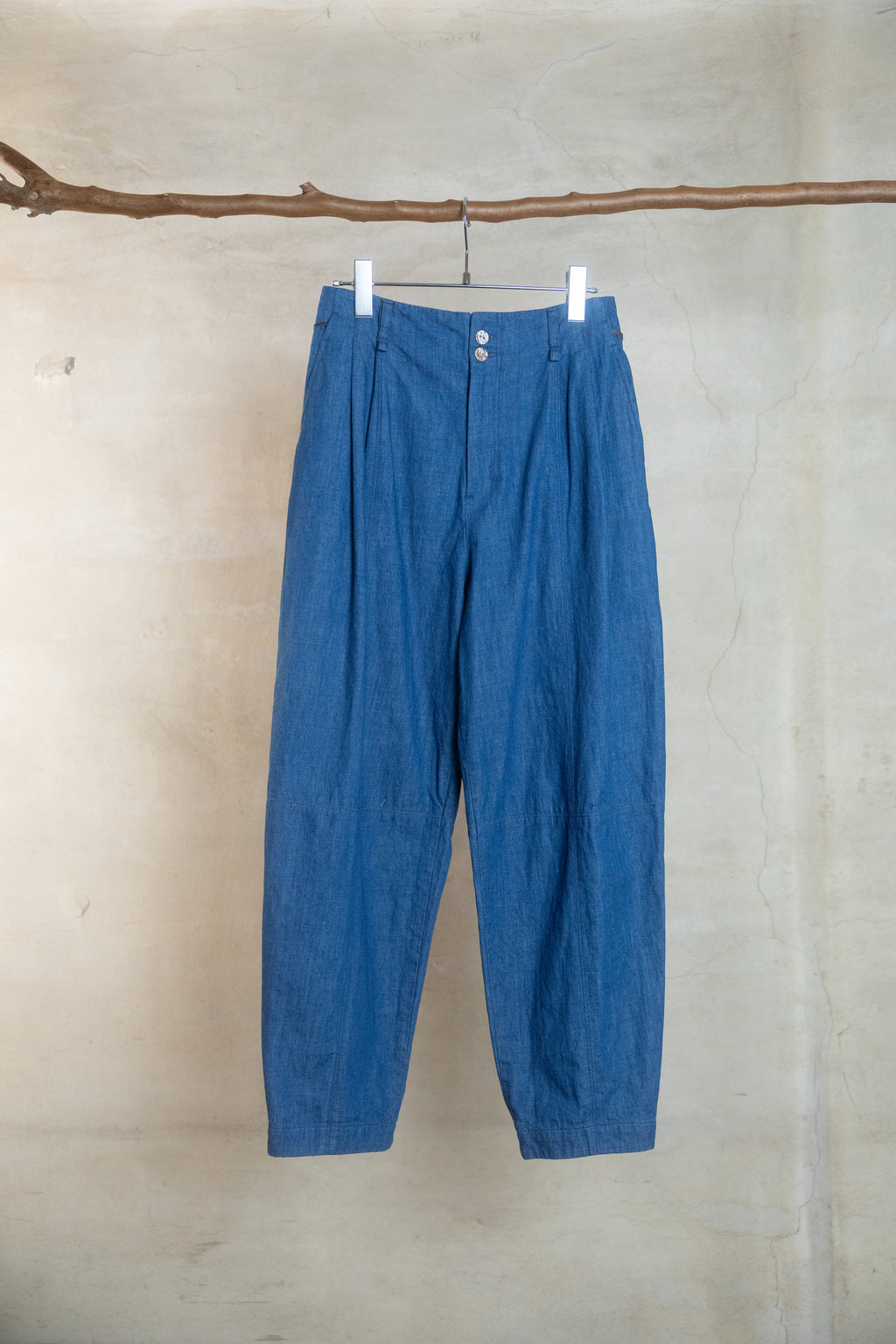 The barrel work trousers / denim