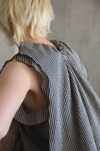 The butterfly sleeve top / ivory x navy stripe