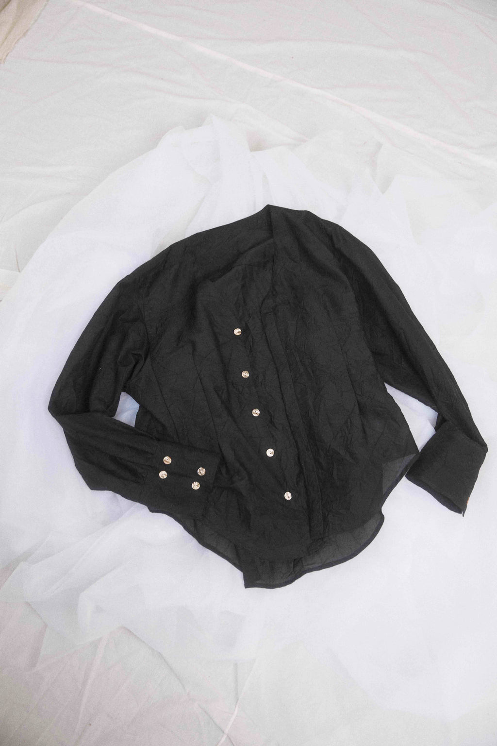 The V neck shirts / Cotton Silk / Black
