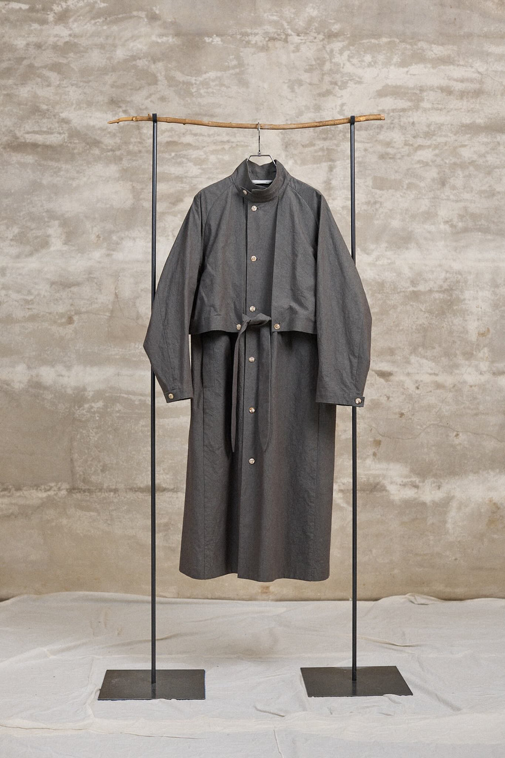 The walking coat / Cotton Linen Typewriter / Charcoal