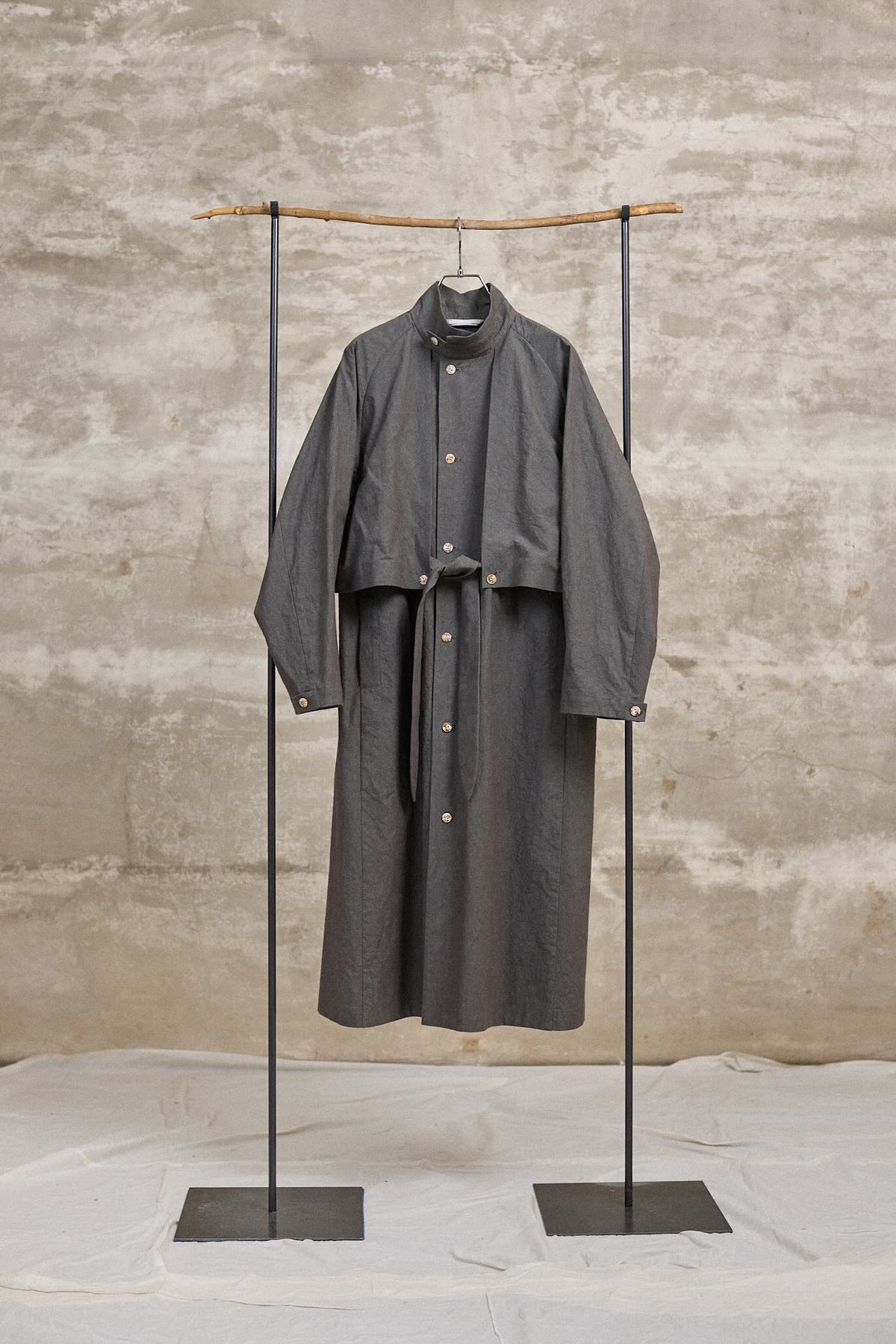 The walking coat / Cotton Linen Typewriter / Charcoal