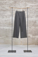 The 2tuck wrap straight wide trousers / Cotton Linen twill / Charcoal